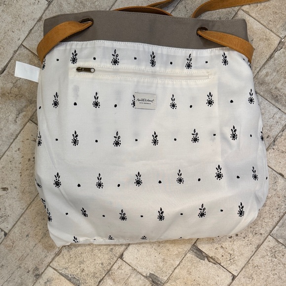 Hearth and Hand w/Magnolia, Grayish khaki Tote Bag Tan vegan slide Straps - Picture 6 of 16